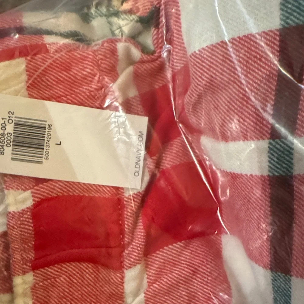 New Plaid Women's pj Shorts in Red and Green‎